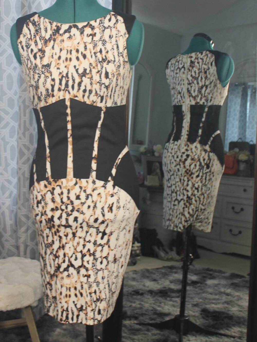 bebe Leopard Print Corset‑Waisted Bodycon Dress – Vintage - Size M